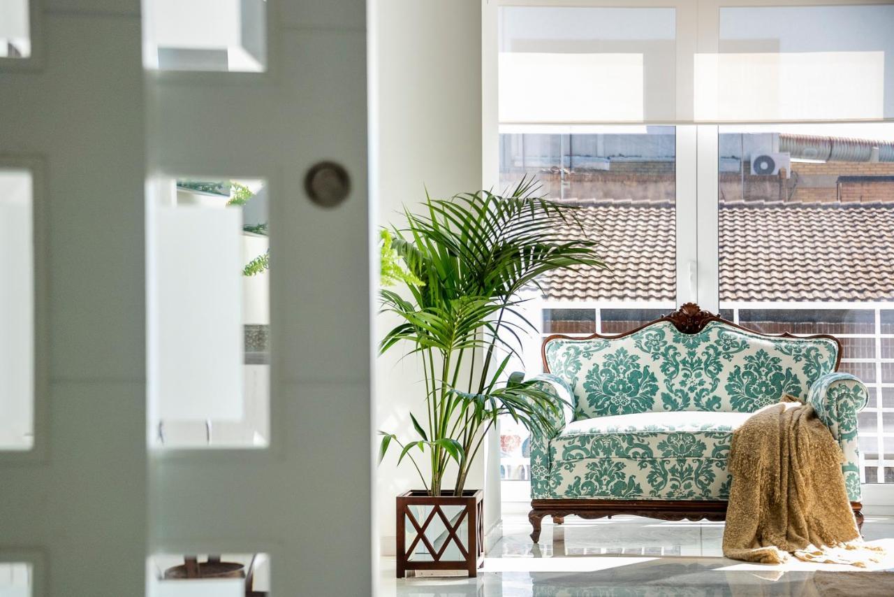 Genteel Recogidas * Grenada